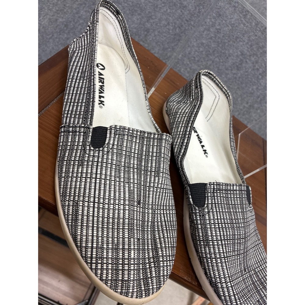 Canvas Airwalk Womens white Black Grid Pattern Slip On Flats Size 10